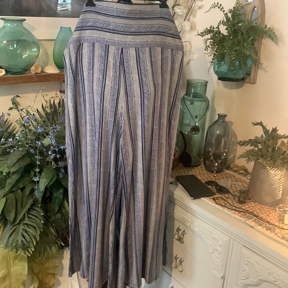 Lisa Rinna collection Super soft and flowy, size 2X pants